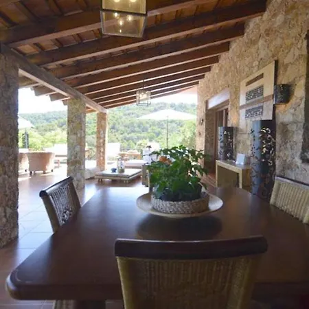 Casa Dadumbo